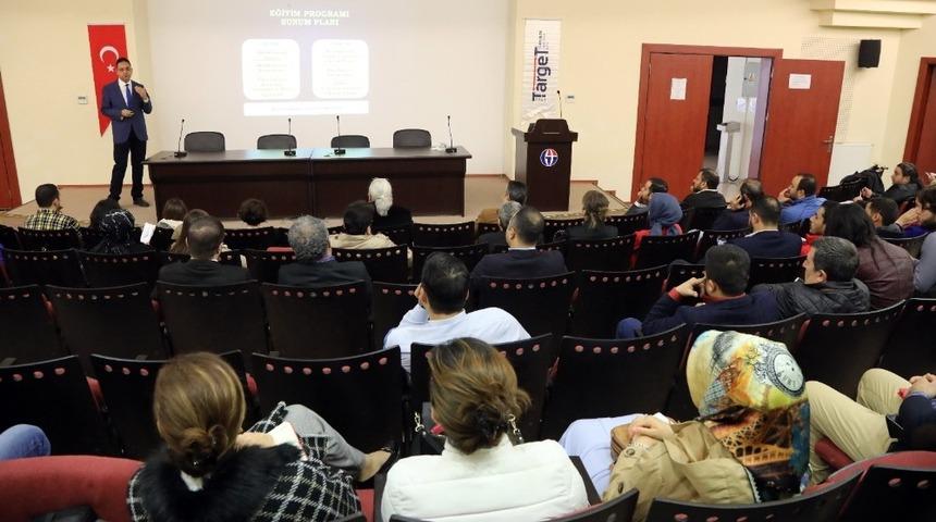 GAÜN’de TÜBİTAK Ardeb Proje Önerisi Hazırlama ve Yazma eğitimi