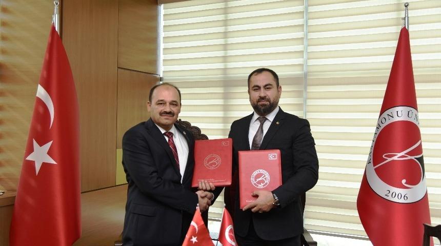 Lisans&uuml;st&uuml; eğitim, sanayi ile ortak &ccedil;alışacak