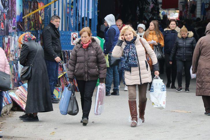 Akın akın gelip alışveriş yapıyorlar! Esnaf çareyi buldu G3