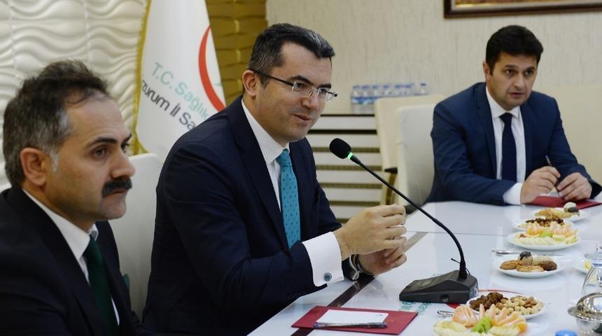 Vali Memiş, İl Sağlık M&uuml;d&uuml;rl&uuml;ğ&uuml;&rsquo;nden brifing aldı