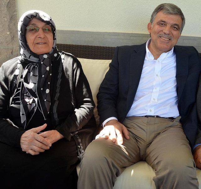 Abdullah Gül'ün annesi ameliyat oldu