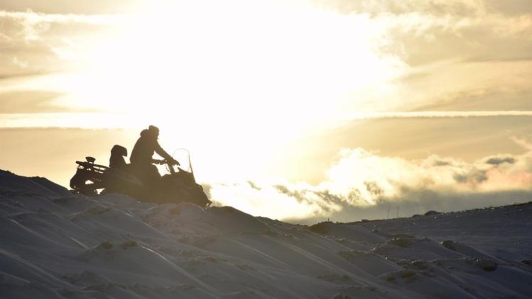 Muş'ta, '&ccedil;ığ' d&uuml;ş&uuml;nce mahsur kalan 11 kişi kurtarıldı