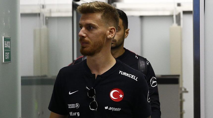 Serdar Aziz, Milli Takım'da sakatlandı!