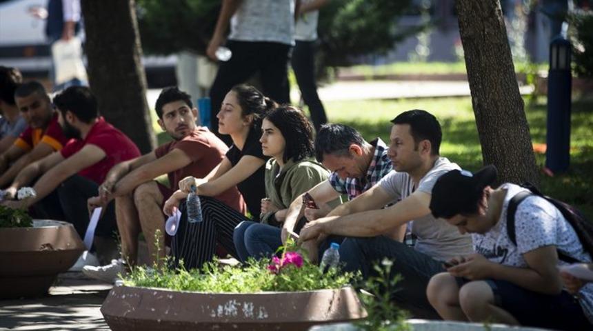 Gençlere müjde! Sosyal Çalışma Programı bu yaz başlıyor