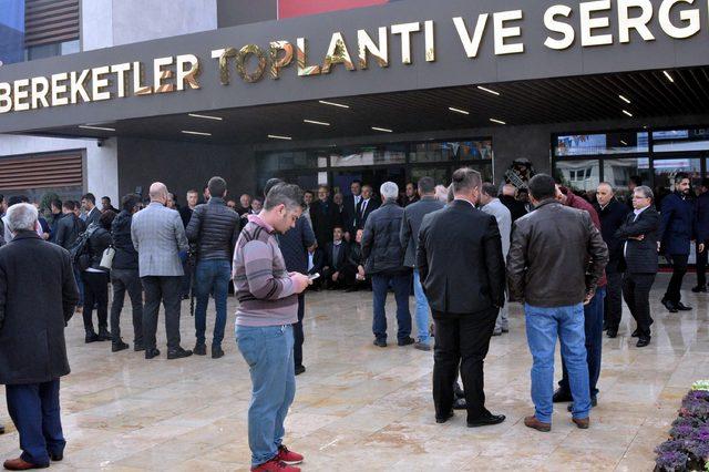 Denizli AK Parti'de temayül yoklaması için 20 bilgisayar kuruldu