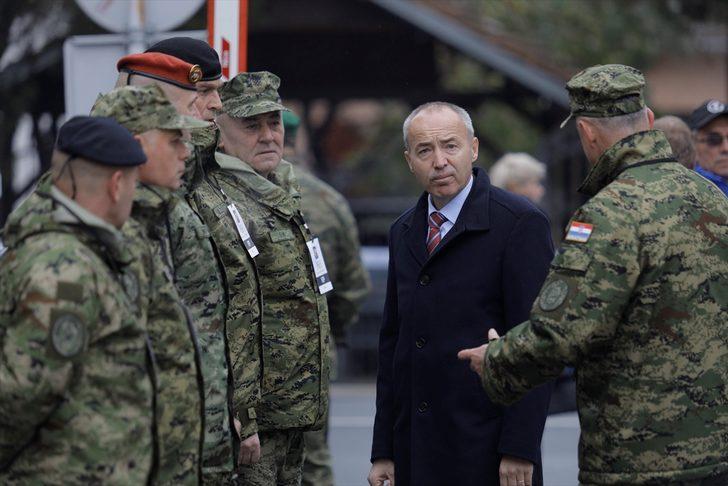 Hırvatistan'da Vukovar katliamının kurbanları anıldı  G1