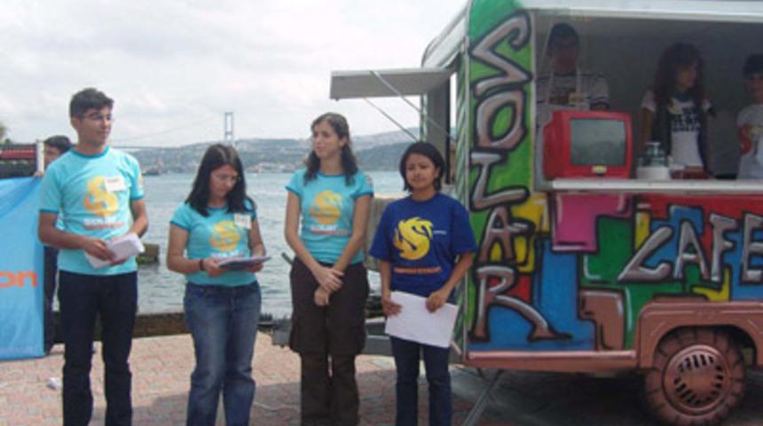 G&uuml;neş Enerjisiyle Yemek Hazırladılar!