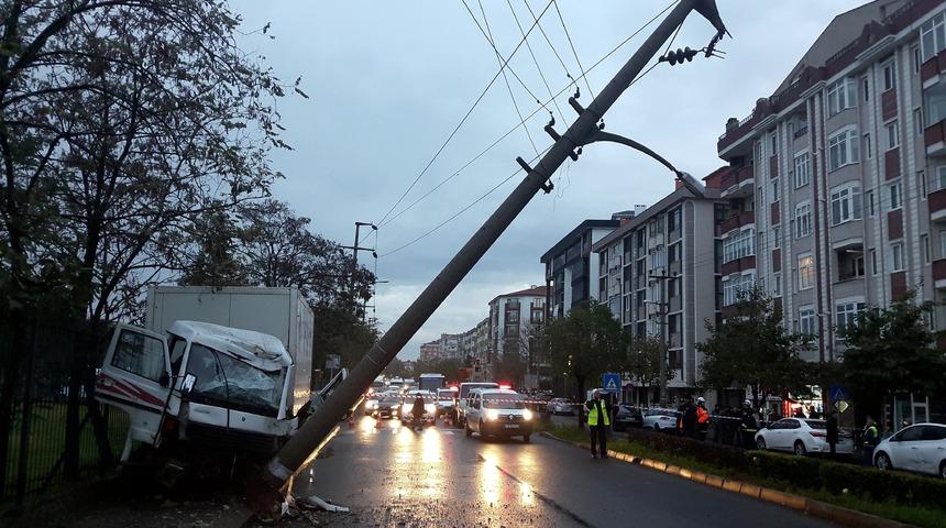 Astrolog Egemen T&ouml;reli kazada hayatını kaybetti