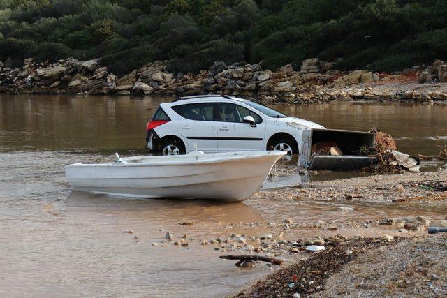 Doç. Dr. Özçelik: Bodrum'un altyapısı problemlerle dolu