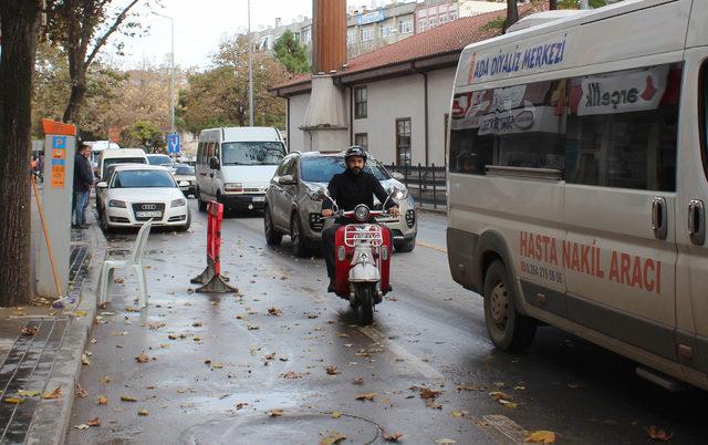 Motosiklet sürücüsü, 'emniyet kemeri' cezasını iptal ettirdi