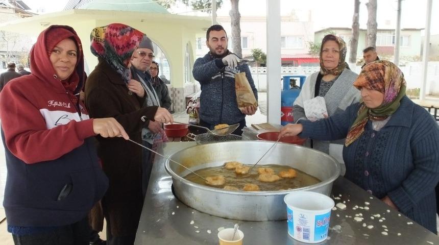 Burhaniyeli kadınların lokma imecesi