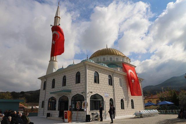 Başkan Şirin Turgutlu’da cami açılışına katıldı