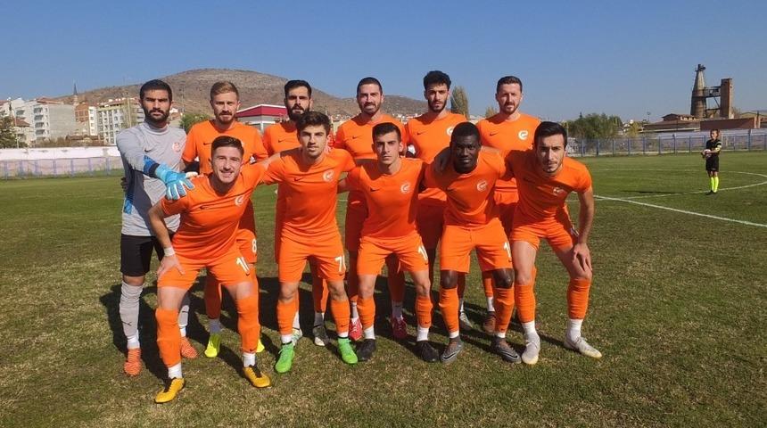 Vitraspor ligin dibine demir attı