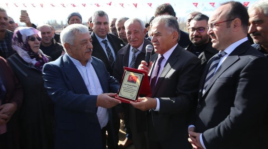 G&uuml;rpınar Yeşil Mahallesi&rsquo;nde cami temeli atıldı