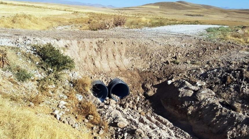 Vanlı &ccedil;ift&ccedil;iye arazi sulama kolaylığı