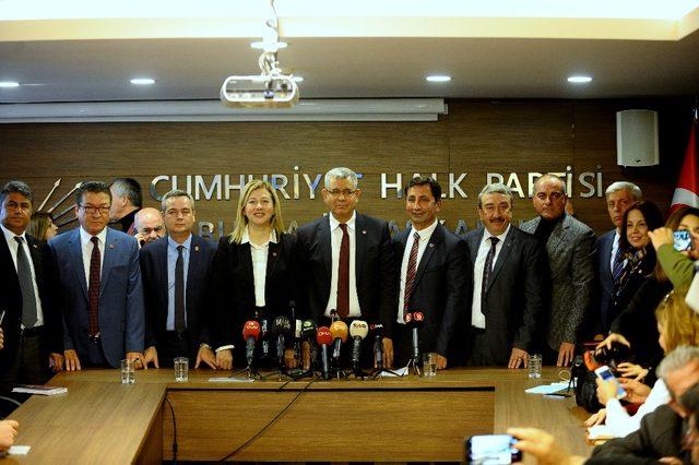 Bursa’da CHP’nin 9 ilçe belediye başkan adayları tanıtıldı