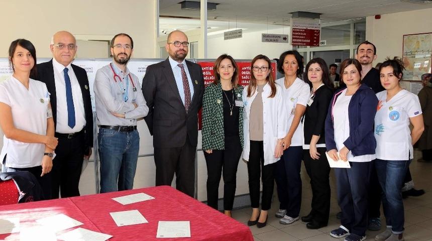 ER&Uuml; Hastaneleri&rsquo;nde &rsquo;Antibiyotik Direnci Farkındalık Haftası&rsquo; Etkinliği D&uuml;zenlendi