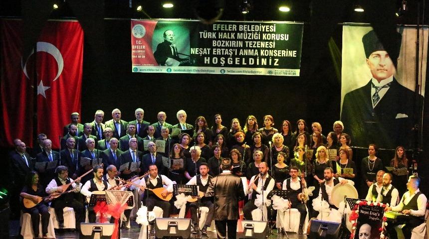 Neşet Ertaş Efeler&rsquo;de t&uuml;rk&uuml;leri ile anılacak