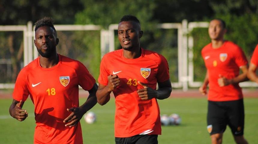 Kayserispor&rsquo;dan Mensah a&ccedil;ıklaması