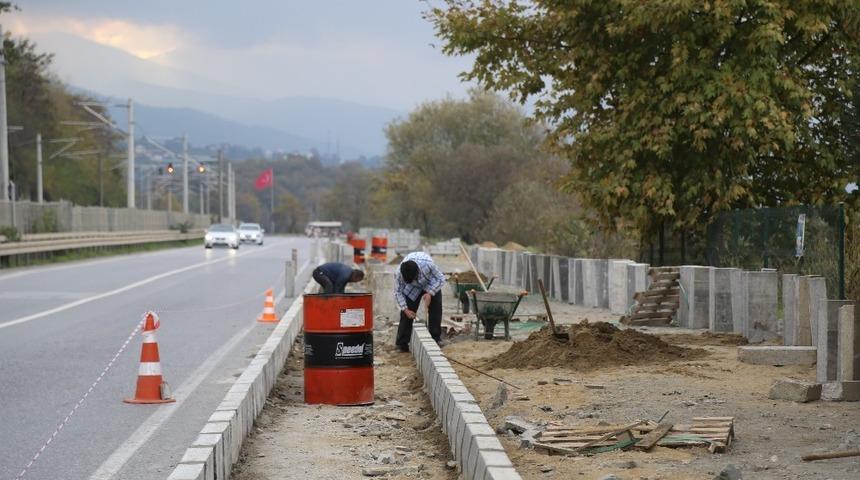 Arifiye-Sapanca bağlantı yolu &ccedil;alışmaları s&uuml;r&uuml;yor