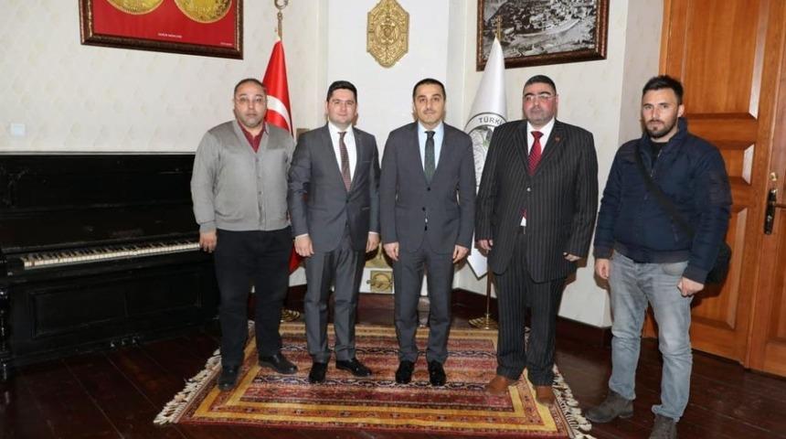 Gazeteciler Cemiyetinden Kars Valisi T&uuml;rker &Ouml;ks&uuml;z&rsquo;e ziyaret
