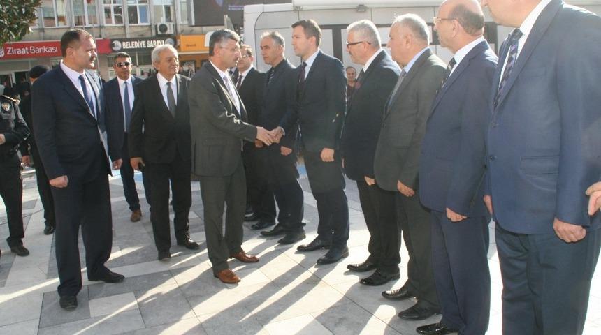 Vali Bektaş, "Devletin hi&ccedil;bir işi yarım kalmaz"