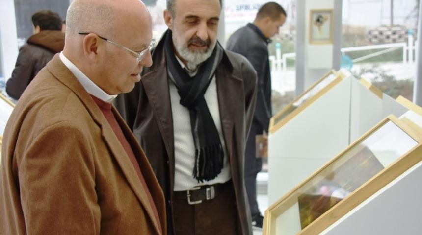 Serdar Leblebici&rsquo;nin "&Uuml;&ccedil; Leyli Gece" resim sergisi a&ccedil;ıldı