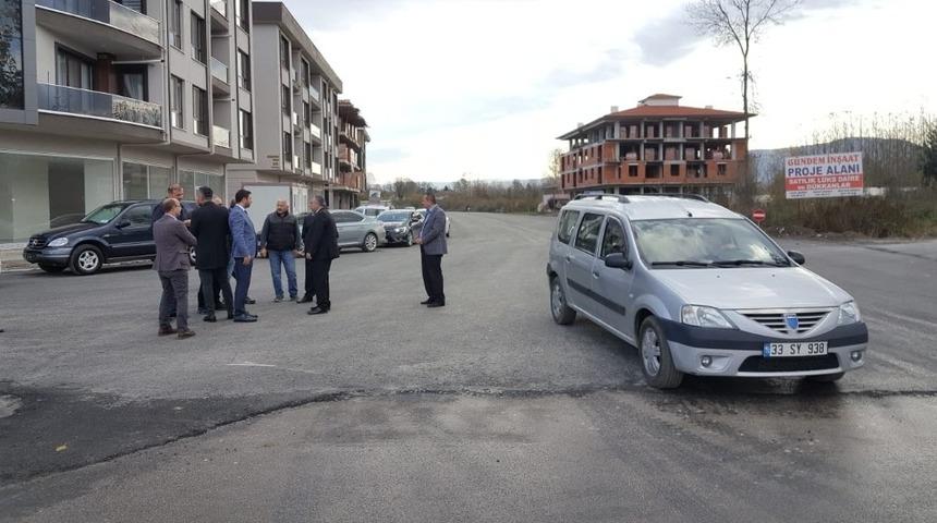 Başkan Dursun Ay, yeni yolları inceledi