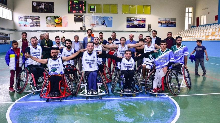 Engelsiz Ceylanlar, Van engelini yıktı ge&ccedil;ti