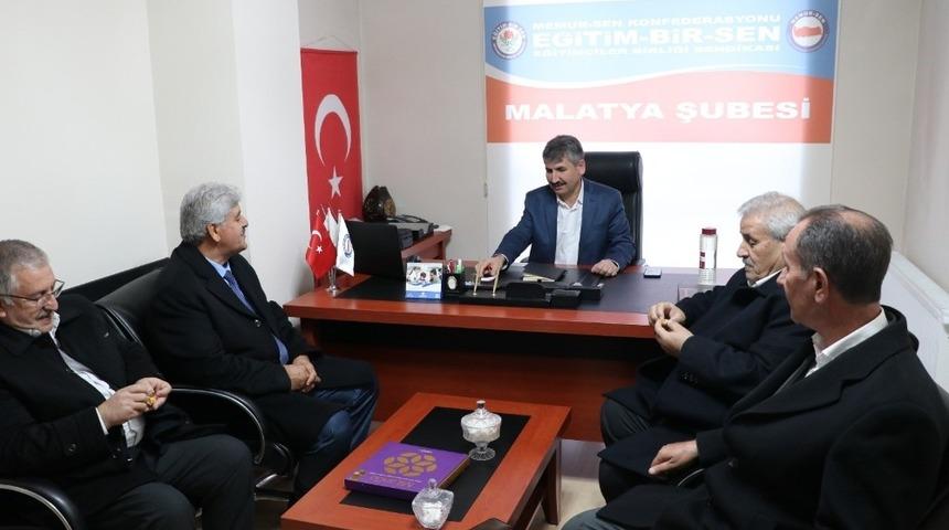 Aday adayı Ekinci&rsquo;den Eğitim-Bir-Sen ziyareti