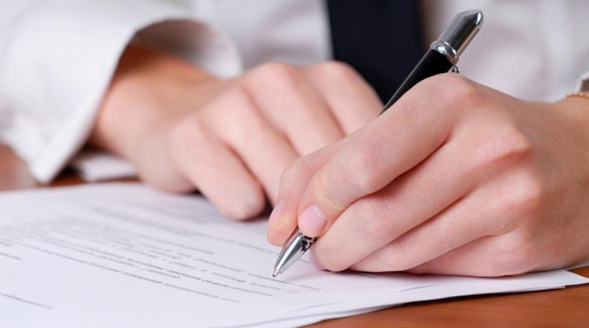 Meclisin kararı sonrası ülkede büyük şok! 45 üst düzey hükümet görevlisi istifasını sundu!