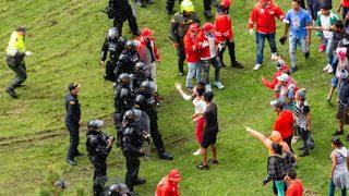 Kolombiya'da göçmen kampındaki arbedeye karışan 15 Venezuelalıya sınır dışı kararı