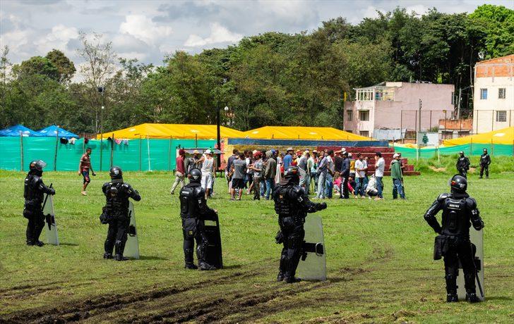 Kolombiya'da göçmen kampındaki arbedeye karışan 15 Venezuelalıya sınır dışı kararı G5