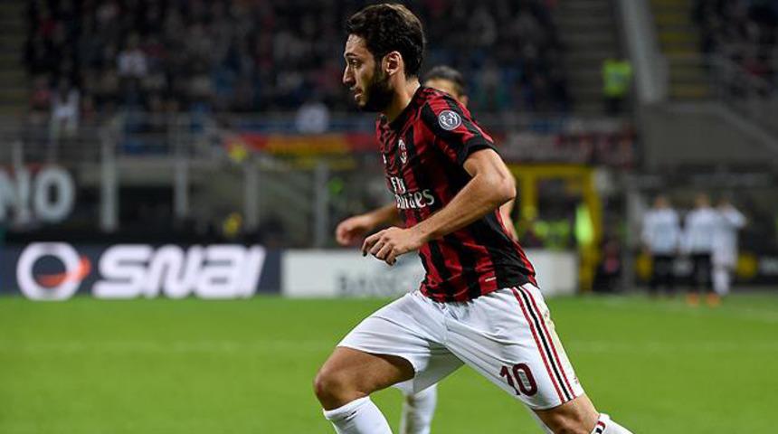 Milan'da Hakan &Ccedil;alhanoğlu seferberliği