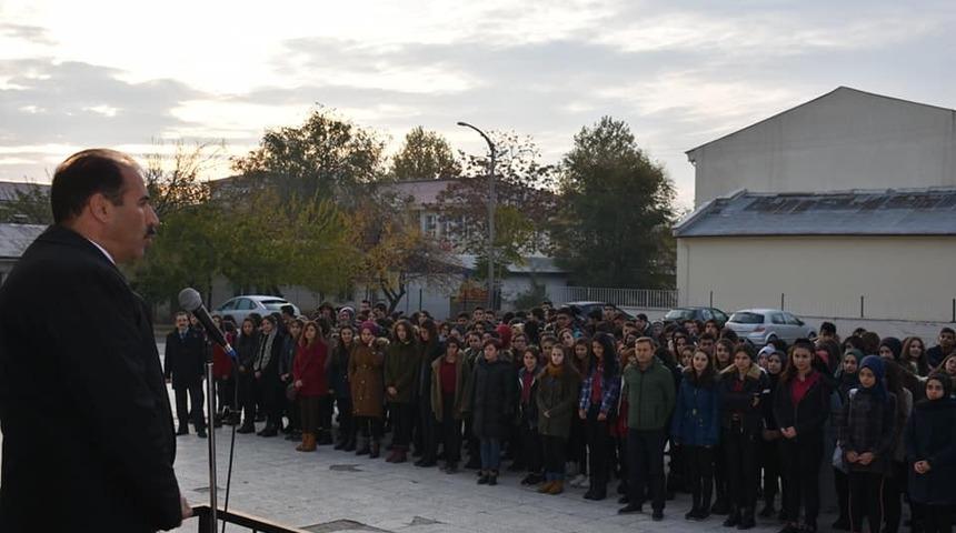 Milli Eğitim M&uuml;d&uuml;r&uuml; G&uuml;n, okul ziyaretlerine devam ediyor