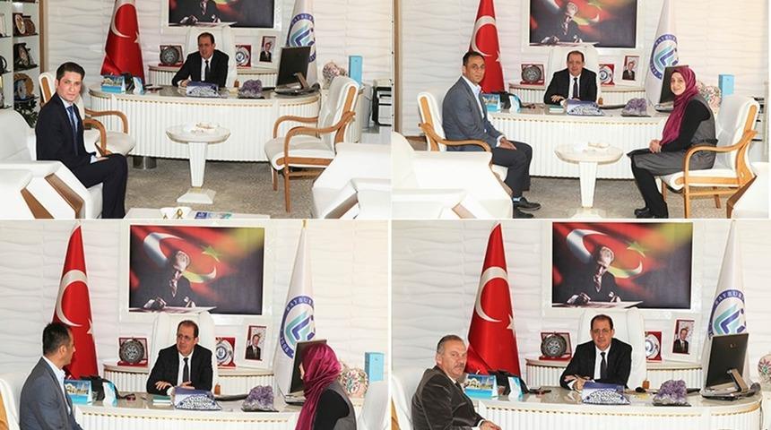 Rekt&ouml;r Coşkun, A&ccedil;ık Kapı Buluşmalarının &uuml;&ccedil;&uuml;nc&uuml;s&uuml;nde idari personeli ağırladı