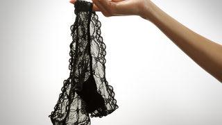 Dantelli iç çamaşırı tartışması meclise taşındı!