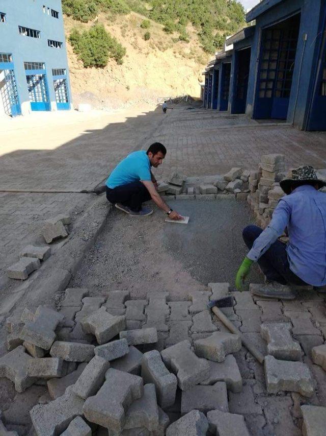 Şemdinli sanayi sitesi hizmete hazır