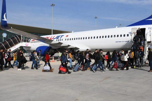 Tunceli’de 2 bin 19 öğrenciye uçakla yurtiçi gezisi