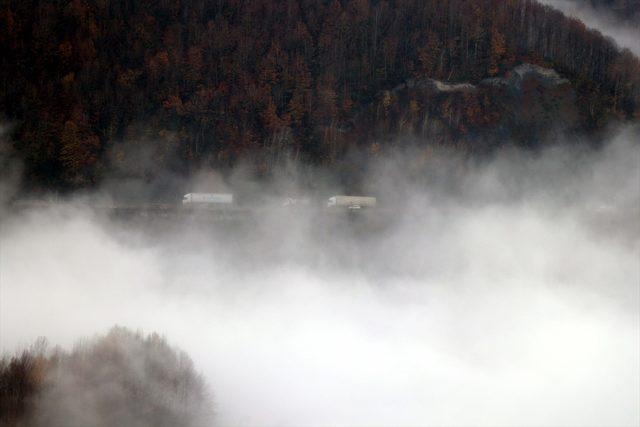 Bolu Dağı'nda yoğun sis<br />
