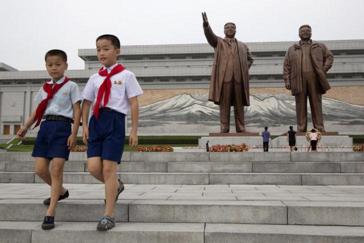 O ülkede sokakta sakız çiğnemek yasak G5