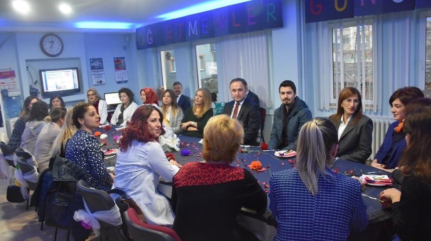 Samsun&rsquo;da &Ouml;ğretmenler G&uuml;n&uuml; hafta boyunca kutlanacak