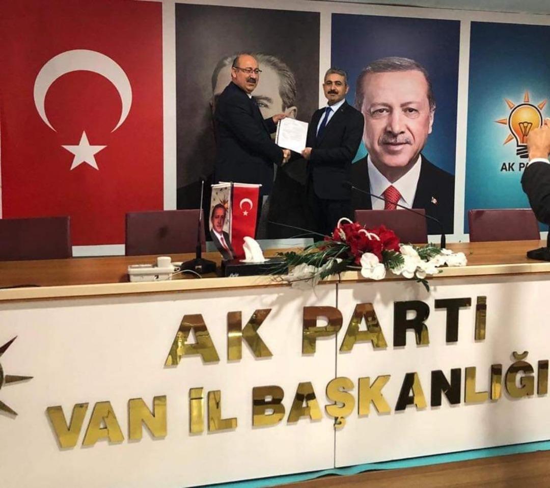 Zafer Şahin, &ldquo;Van&rsquo;a hizmet boynumun borcudur&rdquo;