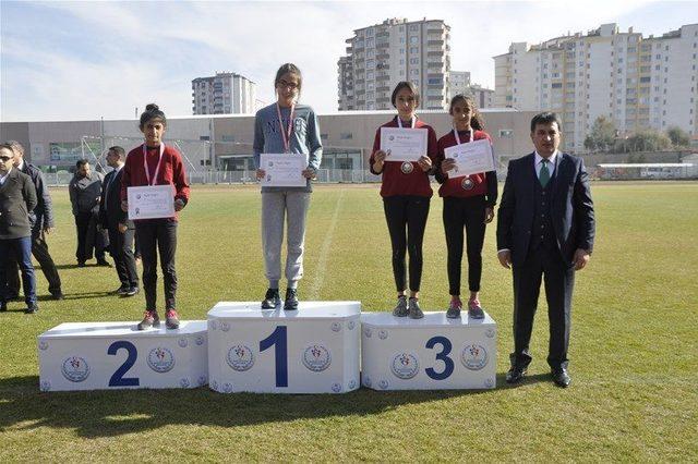 Okul Sporları Kayseri Kros İl Birinciliği tamamlandı