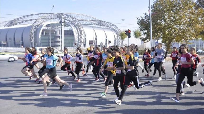 Okul Sporları Kayseri Kros İl Birinciliği tamamlandı