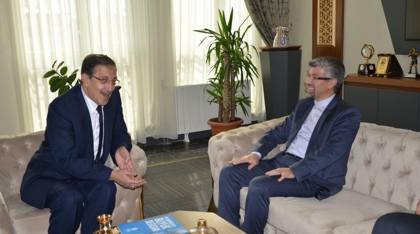 İran Başkonsolos Soltanzaden&rsquo;den Başkan Bulutlar&rsquo;a ziyaret