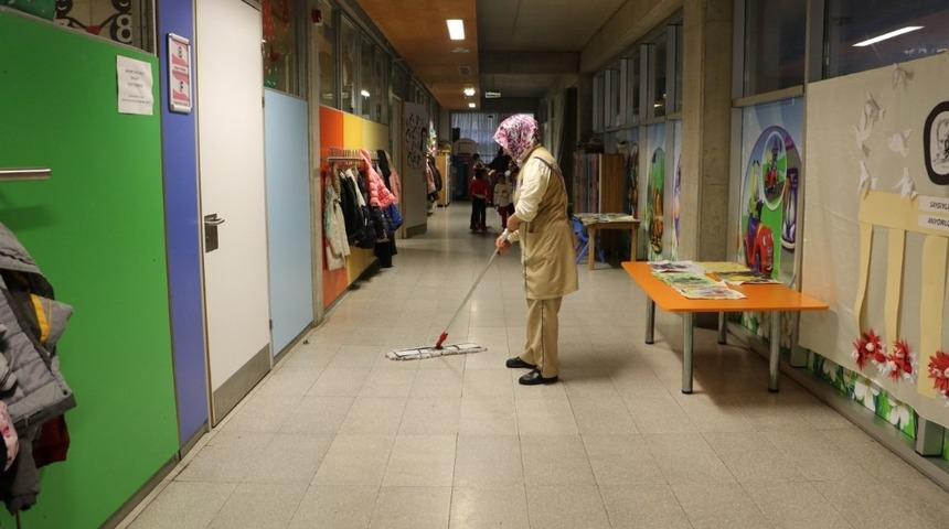 Ey&uuml;psultan&rsquo;da b&uuml;t&uuml;n okullar hijyenik hale getiriliyor