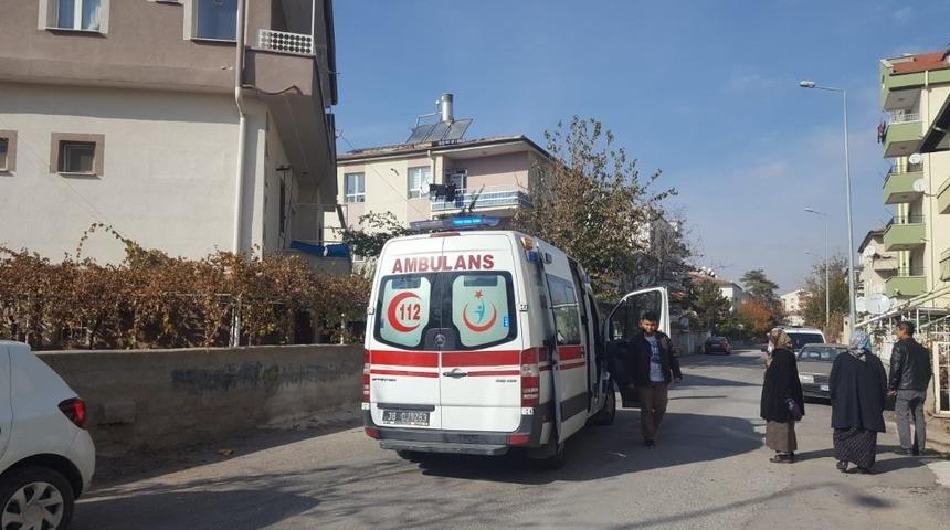 Bunalıma giren şahıs kendini astı