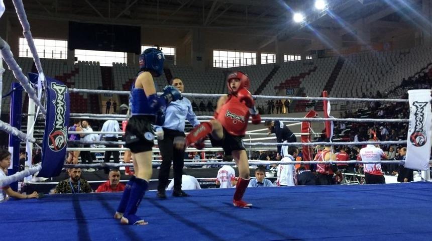 Şehzadeler&rsquo;den Avrupa&rsquo;da iki derece birden