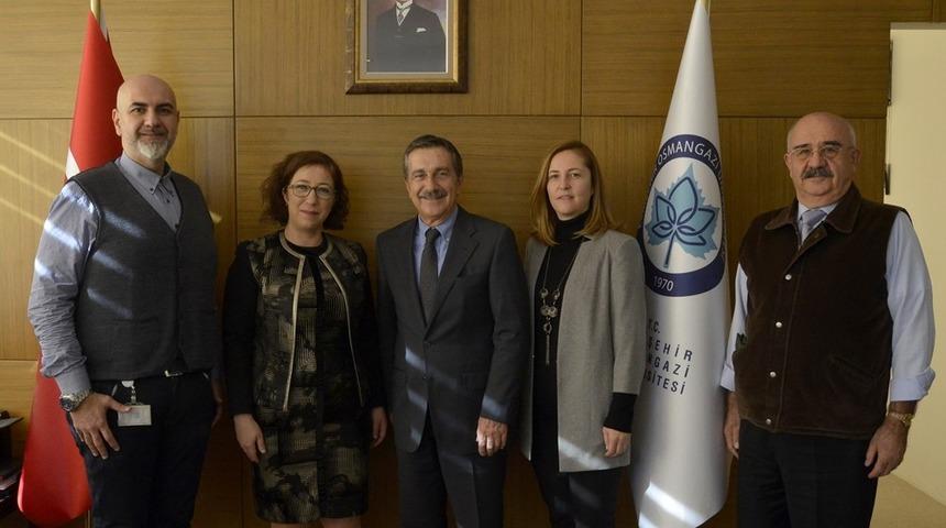 Başkan Ata&ccedil;&rsquo;tan Prof. Dr. Bayrak&rsquo;a ziyaret